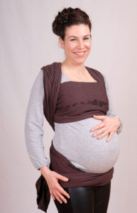 Rückenschmerzen in Schwangerschaft mit dem Tuch lindern